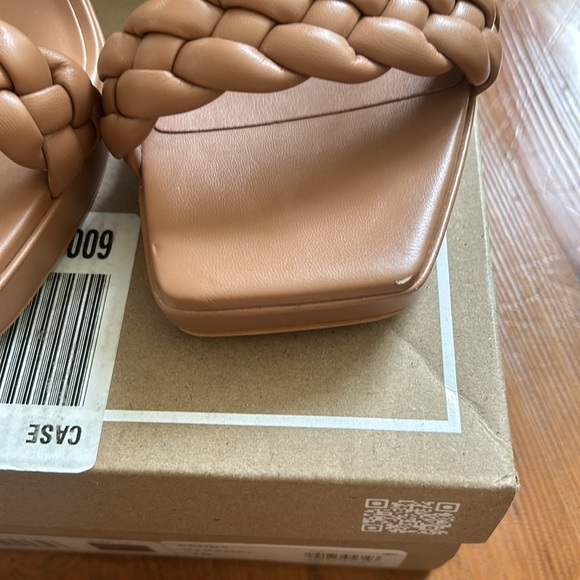 Never worn! DOLCE VITA ASHBY SANDAL in CARAMEL STELLA size 10 - Picture 5 of 6